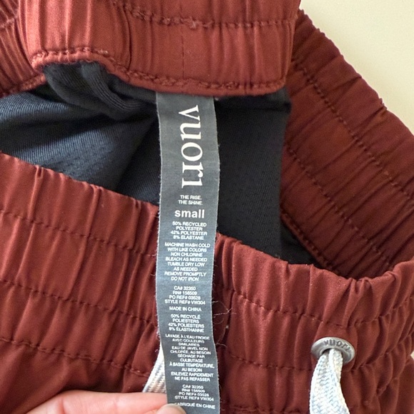 Vuori Women's Clementine Shorts - Picture 4 of 5